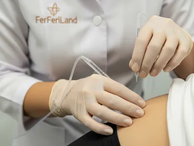 لیپولیز تزریقی چیست و چگونه به لاغری موضعی کمک می‌کند؟